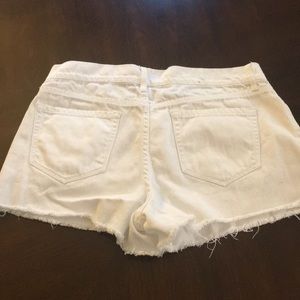 Old Navy Shorts - Old Navy cutoff white shorts size 6 Old Navy Shorts - Old Navy cutoff white shorts size 6